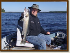 Lac Seul walleye catch - fishing in Ontario